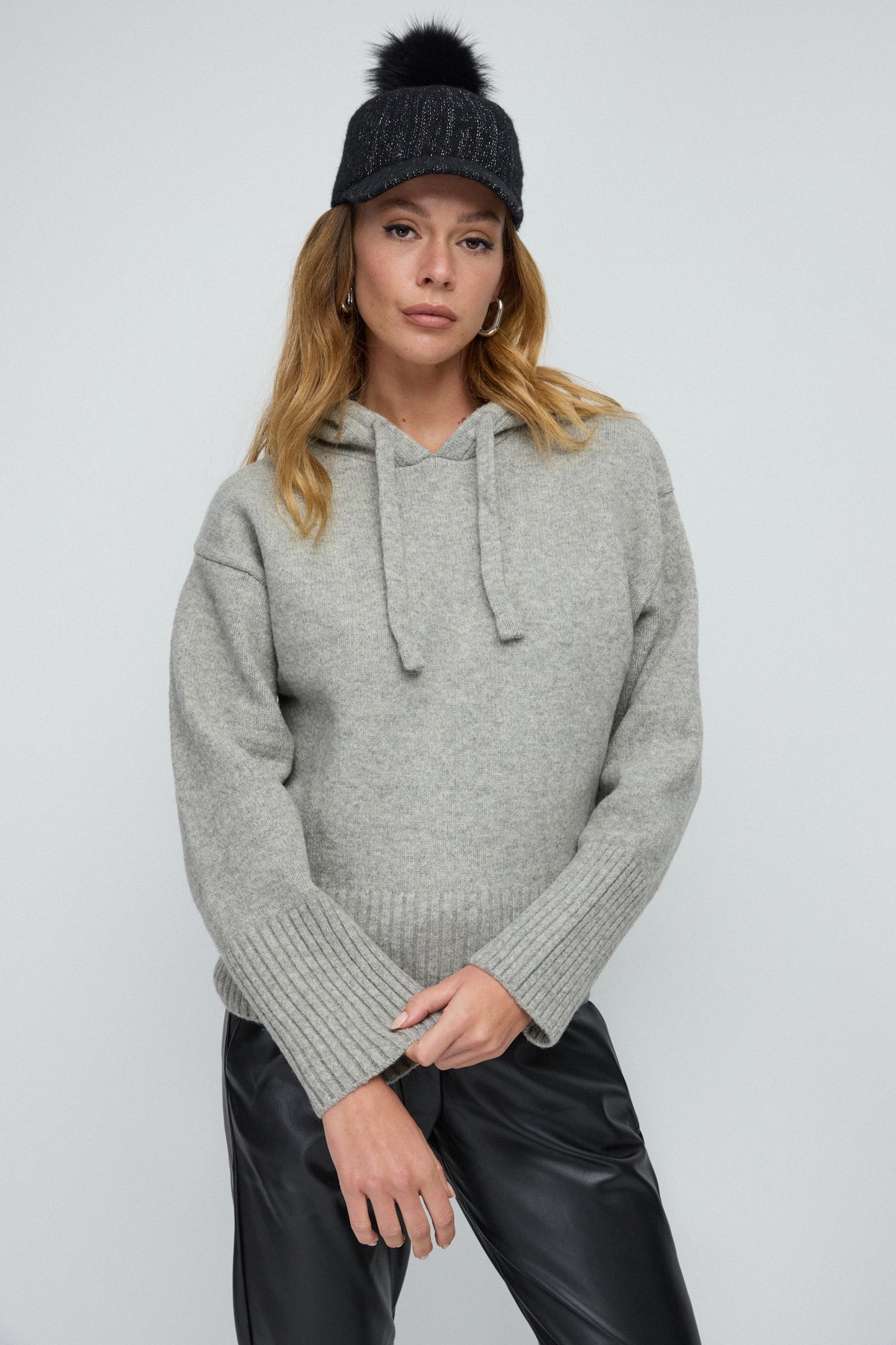 Kapüşonlu Triko Sweatshirt