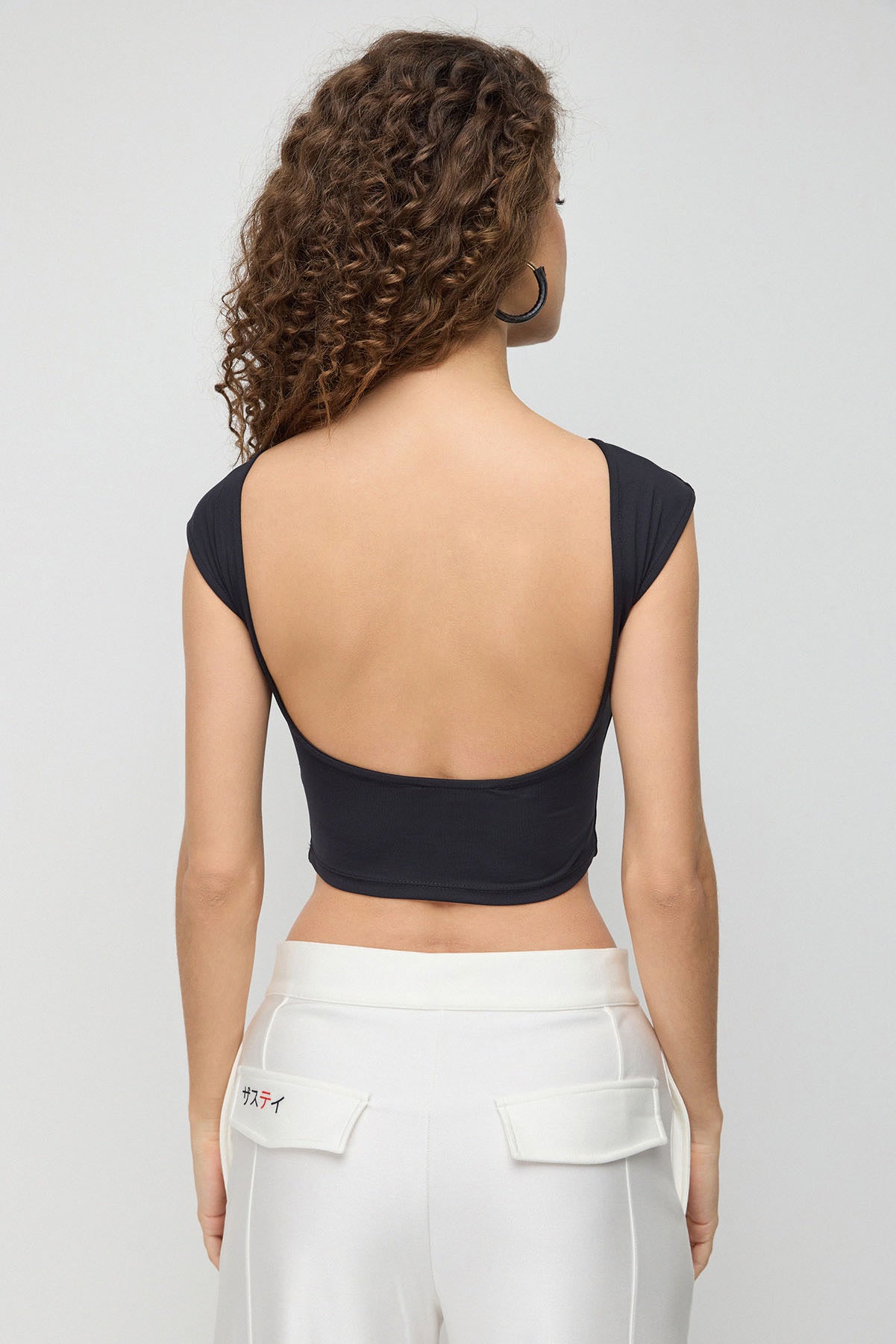 Sırt Dekolteli Basic Crop Top