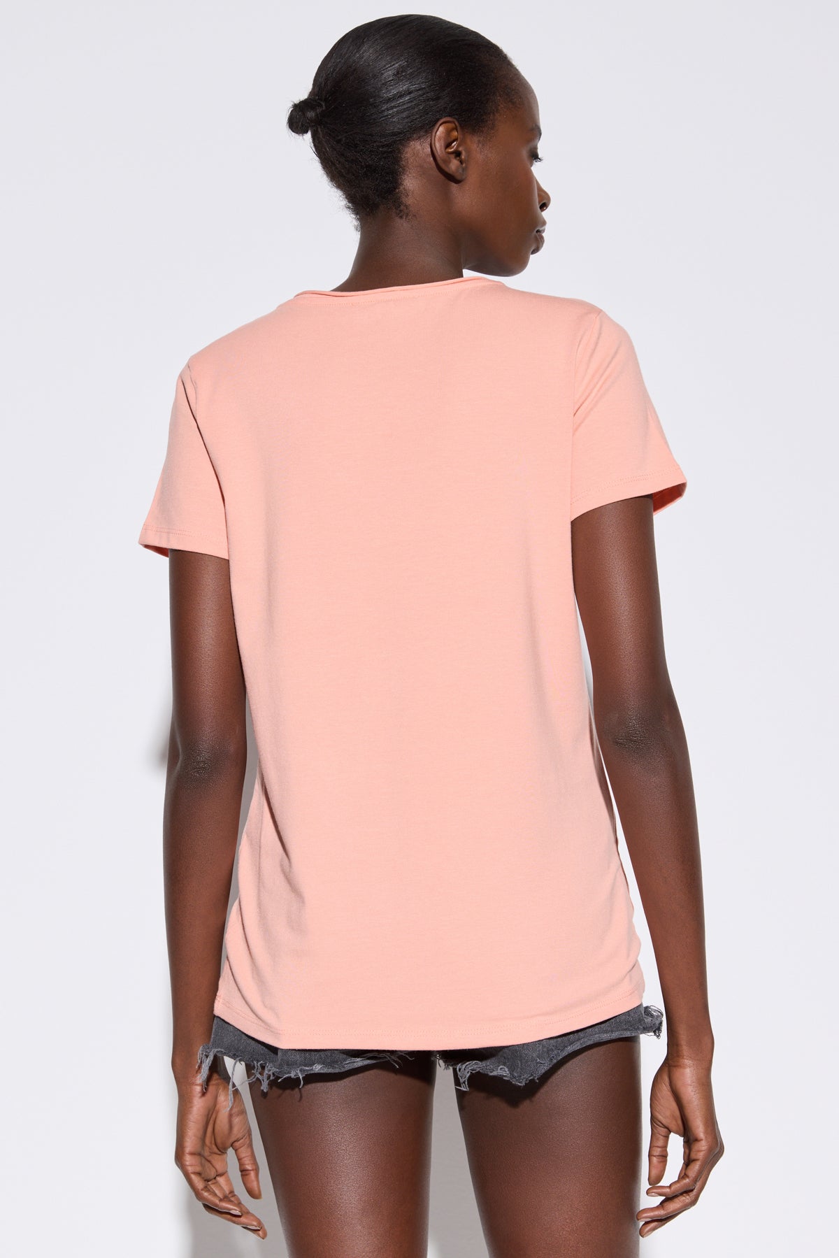 V Yaka Likralı Basic T-shirt