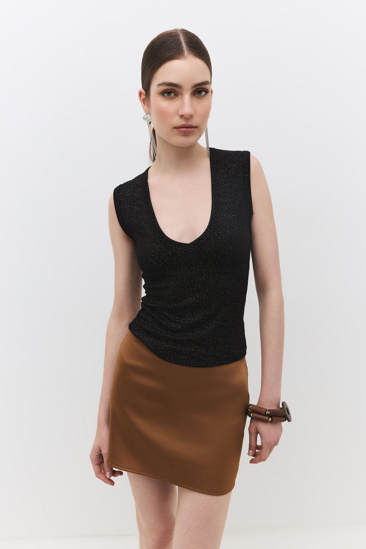 Simli Kolsuz V Yaka Slim Fit Top